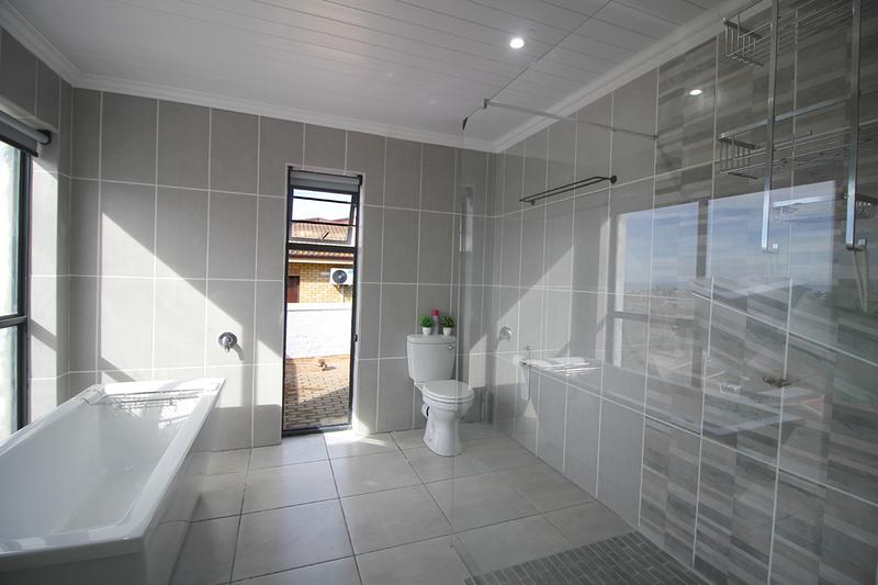 3 Bedroom Property for Sale in Menkenkop Western Cape